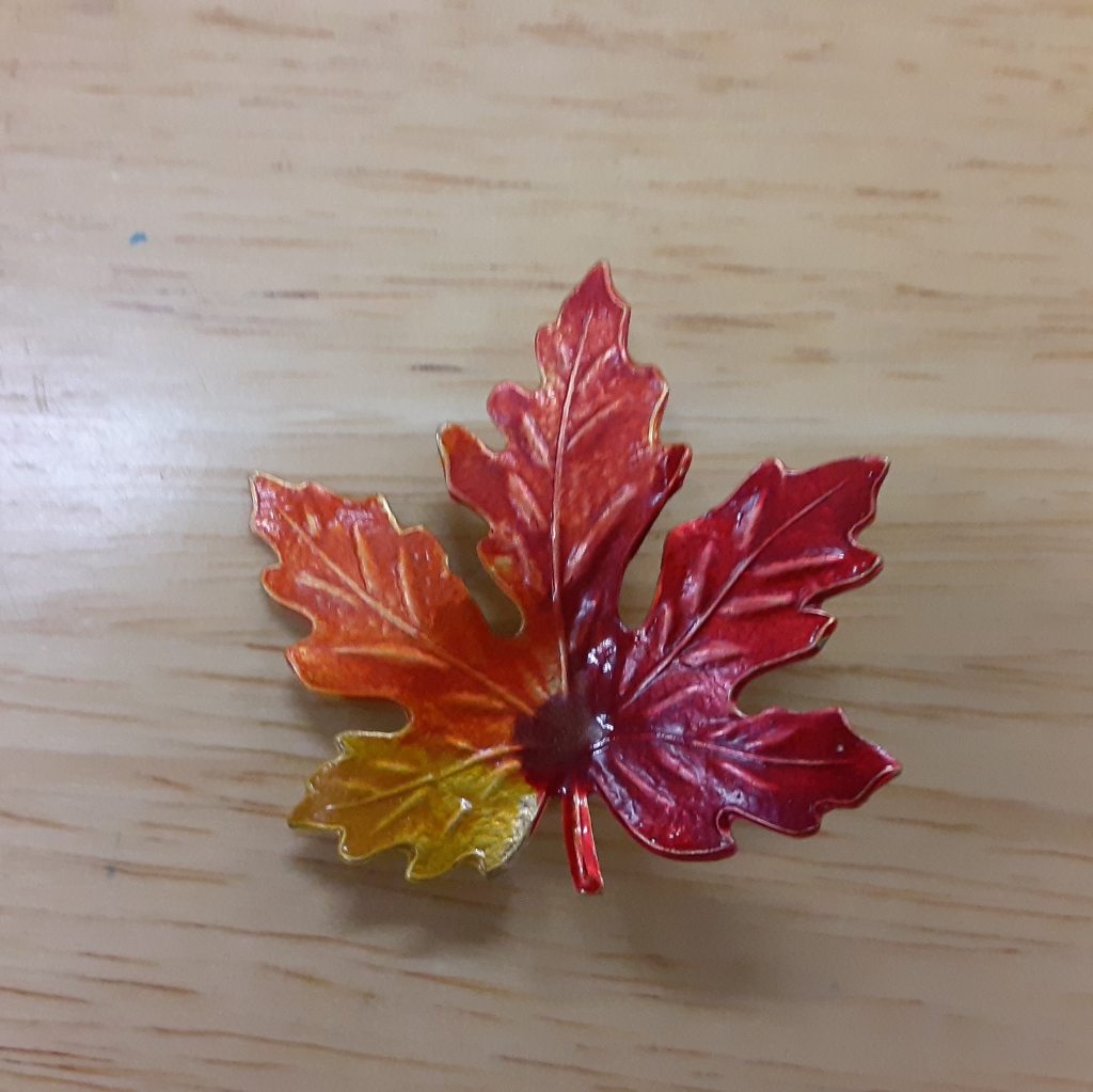 Maple Leaf Pin